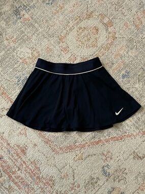 Nike Women's Navy Athletic Skirt with White Trim-Size Small